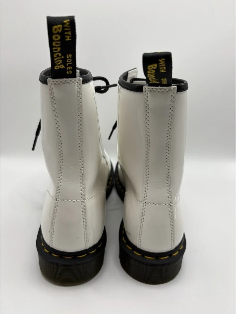 Dr. Martens Boots Womens Sz 10 White Leather Ankle Combat Zavala